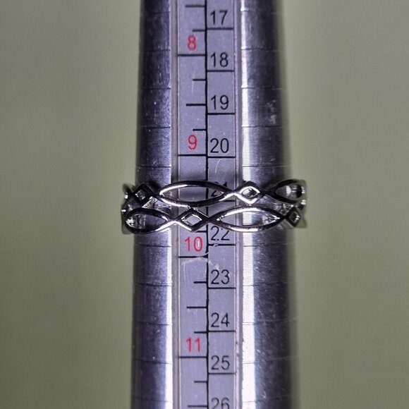 Infinity‎ Pattern Band Ring Size 9.5 (NWOT) - Picture 5 of 5